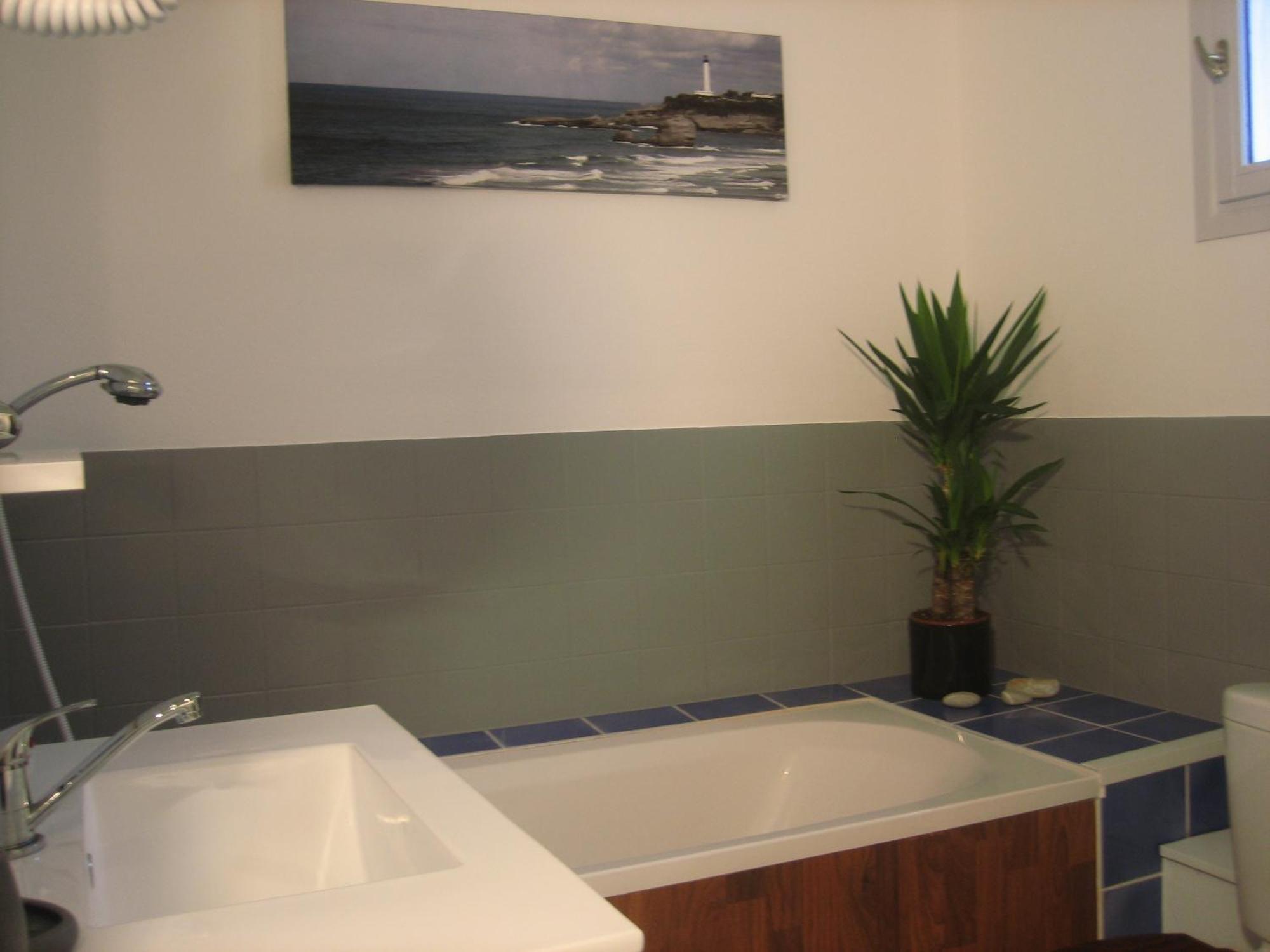 Les Pierres Blanches Bed & Breakfast Bonneuil-Matours Exterior photo